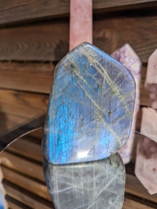 Blue Flash Labradorite Freeform | Transformative Protection