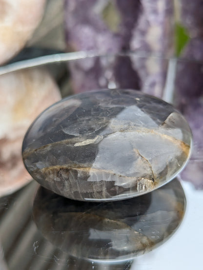 Flashy Moonstone Palm Stone | Intuition & Femininity